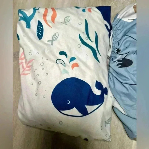 Kids Crib Twin Sheet Set Blue Whale Fish Ocean Theme - Picture 3 of 6